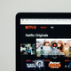Netflix está trabajando en una función para que puedas ver tus series o películas favoritas hagas lo que hagas.